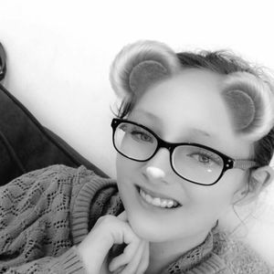 Meet your Posher, Carla